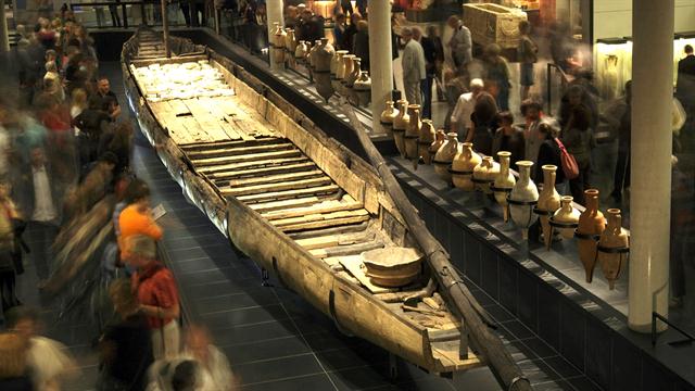 Roman Shipwreck Raised After 2,000 Years